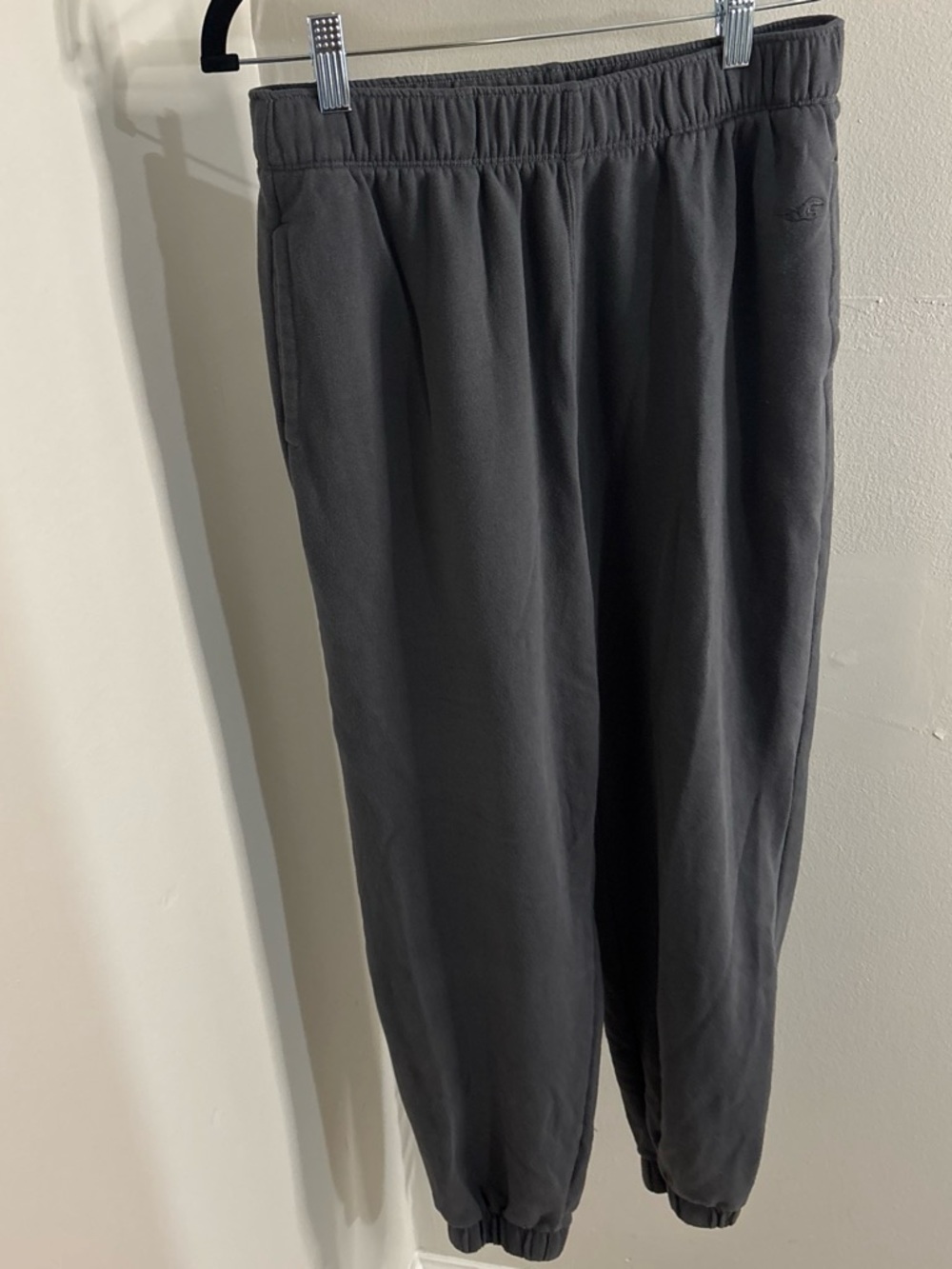 Hollister Dark Gray Elastic-Waist Jogger Pants